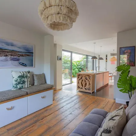 Daire Guestready - Modern In Glenageary *