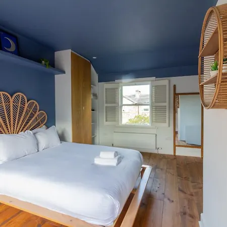 Guestready - Modern In Glenageary Апартаменты *
