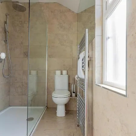 Guestready - Modern In Glenageary * Дублин